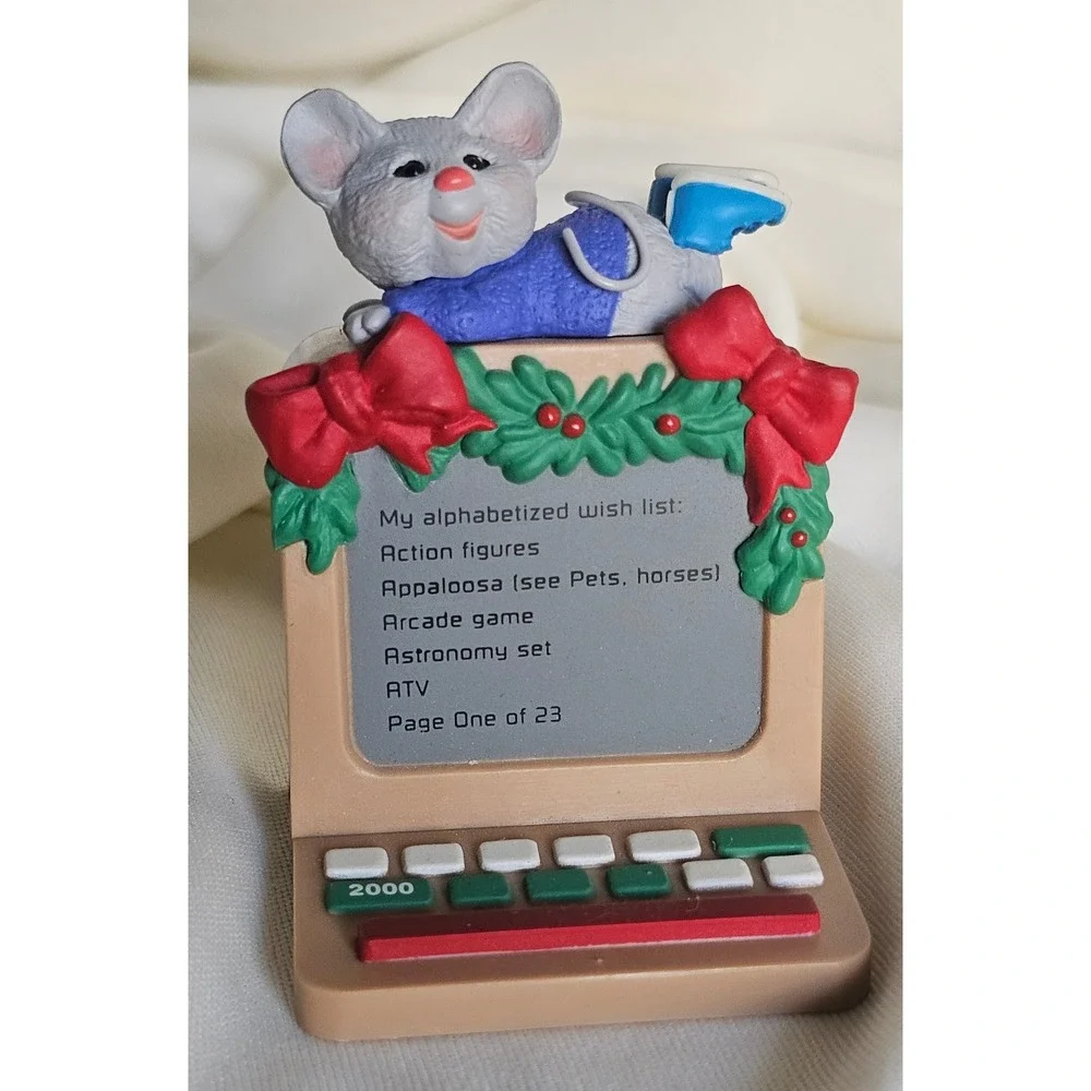 Vintage 2000 Hallmark Keepsake Mouse on Computer Christmas Ornament Retro Tech